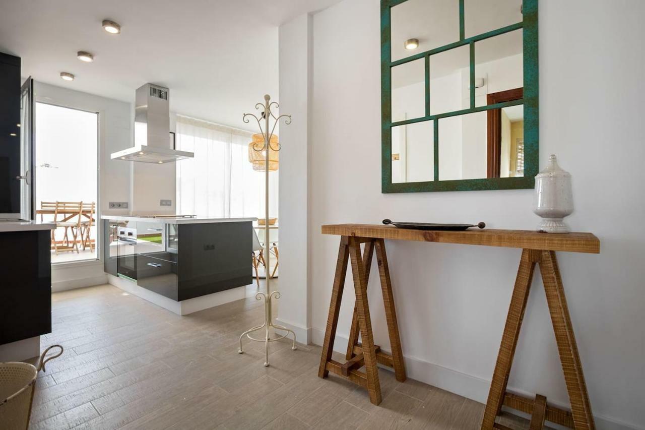 Ferienwohnung Triana Deluxe Skyview Sevilla Exterior foto